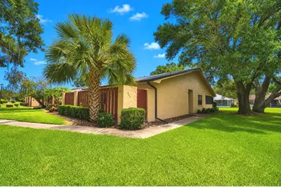 645 Broadmoor Circle #645, Winter Haven, FL 33884 - Photo 1