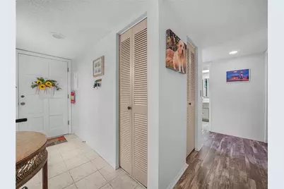 121 La Casa #5, Lake Wales, FL 33898 - Photo 3