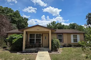 124 E F St, Frostproof, FL 33843 - Photo 1