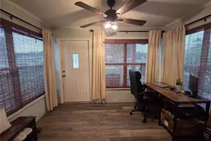 124 E F St, Frostproof, FL 33843 - Photo 5