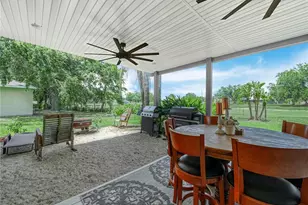 2910 Fairway, Bowling Green, FL 33834 - Photo 9