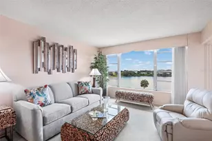 700 Mirror Terrace NW, Winter Haven, FL 33881 - Photo 15