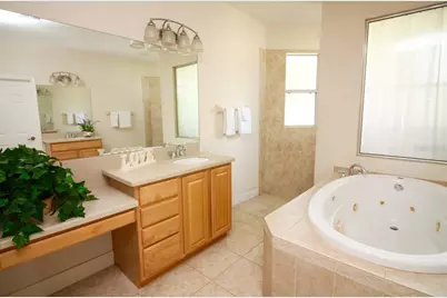 220 Hartridge Hills Dr, Winter Haven, FL 33881 - Photo 33