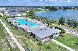 1355 Benevento Dr, Winter Haven, FL 33884 - Photo 37