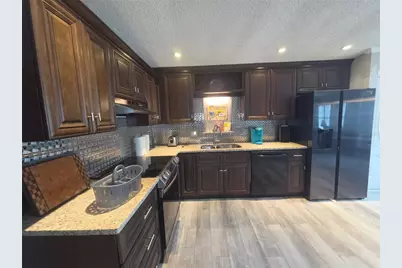 332 Victoria Drive, Haines City, FL 33844 - Photo 29