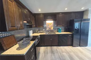 332 Victoria Dr, Haines City, FL 33844 - Photo 29