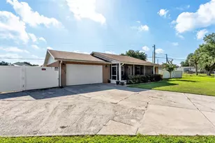 7003 Sheffield Dr, Lakeland, FL 33810 - Photo 3