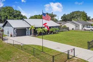 2426 View Way, Lakeland, FL 33810 - Photo 1