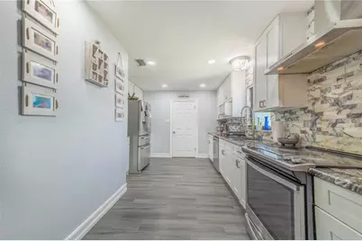2426 View Way, Lakeland, FL 33810 - Photo 11