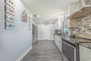 2426 View Way, Lakeland, FL 33810 - Photo 11