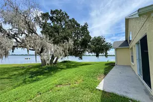 2726 Rochelle Dr, Winter Haven, FL 33881 - Photo 3