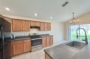 2726 Rochelle Dr, Winter Haven, FL 33881 - Photo 7