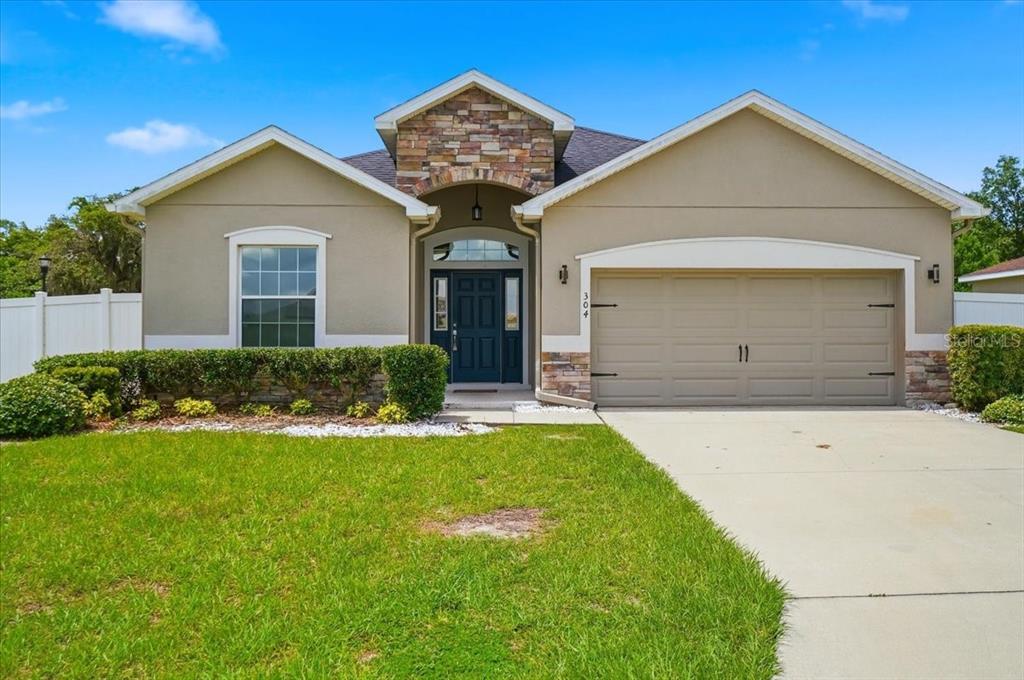 304 Water Lily Ln - 304 Water Lily Ln, Lake Alfred, FL 33850 Luxury Property | Jose Angel Pina