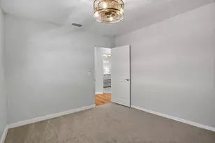 683 E Brookins Ave, Eagle Lake, FL 33839 - Photo 23