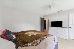 622 Palencia Pl, Lakeland, FL 33803 - Photo 13