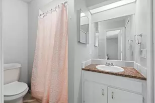 622 Palencia Pl, Lakeland, FL 33803 - Photo 15