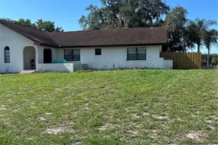 9140 Cypresswood Dr, Lake Wales, FL 33898 - Photo 3