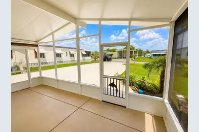 5245 Island View Circle N, Polk City, FL 33868 - Photo 11
