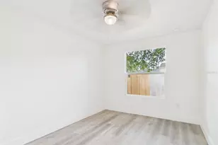 638 W 7th St, Lakeland, FL 33805 - Photo 9
