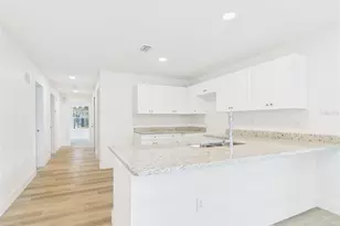 638 W 7th St, Lakeland, FL 33805 - Photo 5