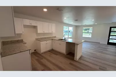 638 W 7th Street, Lakeland, FL 33805 - Photo 5