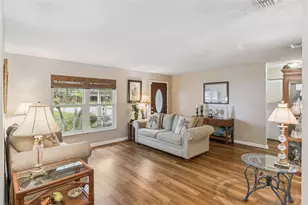 864 Redwood Way, Lake Wales, FL 33898 - Photo 5