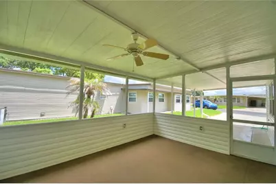 111 Paradise Lane, Auburndale, FL 33823 - Photo 9