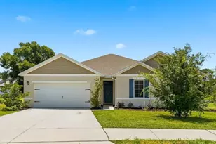 203 Auburn Grv Blvd, Auburndale, FL 33823 - Photo 1