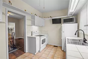 4517 Kenilworth Blvd, Sebring, FL 33870 - Photo 3