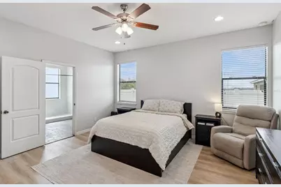 647 Chicago Way, Dundee, FL 33838 - Photo 15