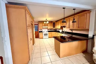 347 S 2nd St, Eagle Lake, FL 33839 - Photo 5