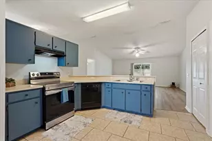 372 Lake Daisy Cir, Winter Haven, FL 33884 - Photo 11