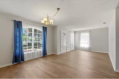 372 Lake Daisy Cir, Winter Haven, FL 33884 - Photo 3