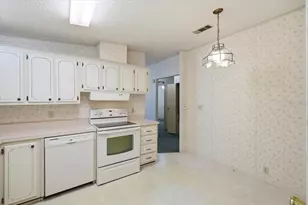 1794 Fox Hill Dr, Lakeland, FL 33810 - Photo 17
