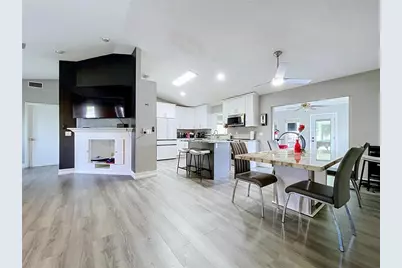 8017 Glenridge Lane, Lakeland, FL 33809 - Photo 13