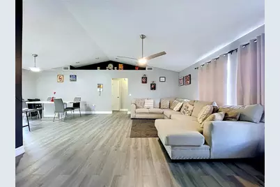 8017 Glenridge Lane, Lakeland, FL 33809 - Photo 11