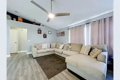 8017 Glenridge Lane, Lakeland, FL 33809 - Photo 7