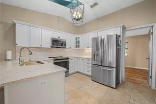 3038 Shady Wood Ln, Lake Wales, FL 33898 - Photo 11