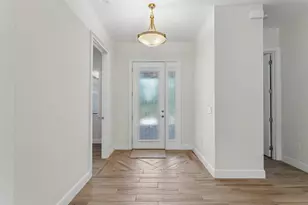 5701 Crestview Dr, Lady Lake, FL 32159 - Photo 5