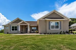 5701 Crestview Dr, Lady Lake, FL 32159 - Photo 1