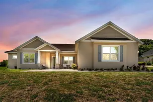 5701 Crestview Dr, Lady Lake, FL 32159 - Photo 1