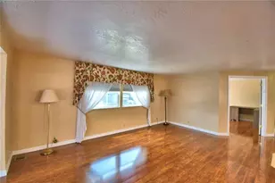 151 Holiday Ln, Auburndale, FL 33823 - Photo 13