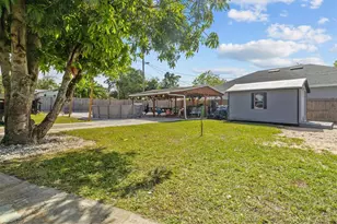 513 5th St, Dundee, FL 33838 - Photo 17