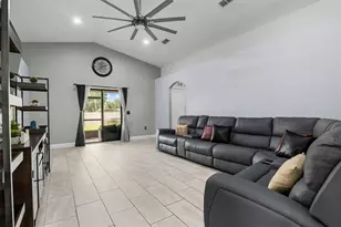 133 Crossing Dr, Lakeland, FL 33809 - Photo 15