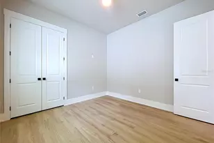 8308 Gibson Oaks Dr, Lakeland, FL 33809 - Photo 27