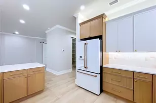 8308 Gibson Oaks Dr, Lakeland, FL 33809 - Photo 17