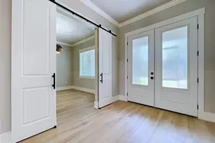 8308 Gibson Oaks Dr, Lakeland, FL 33809 - Photo 9