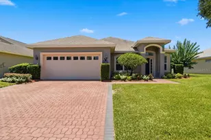 3221 Oak Tree Ln, Winter Haven, FL 33884 - Photo 1