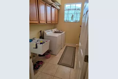 6523 Crews Lake Hills Loop E, Lakeland, FL 33813 - Photo 13