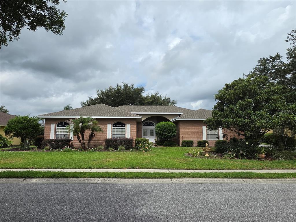 6523 Crews Lake Hills Loop E - 6523 Crews Lake Hills Loop E, Lakeland, FL 33813 Luxury Property | Jose Angel Pina